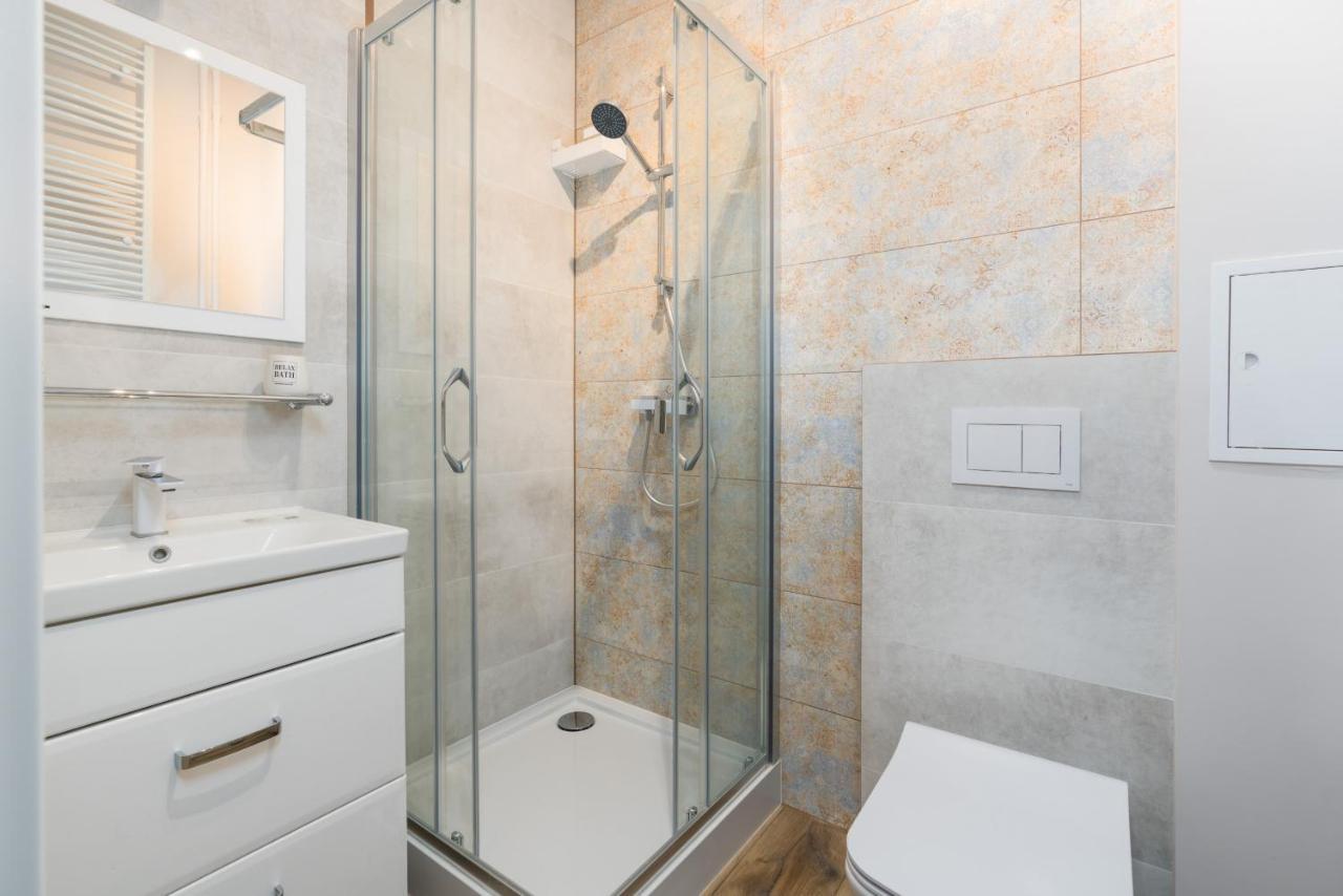 Kosinskiego Apartment Poznan By Noclegi Renters Exteriör bild