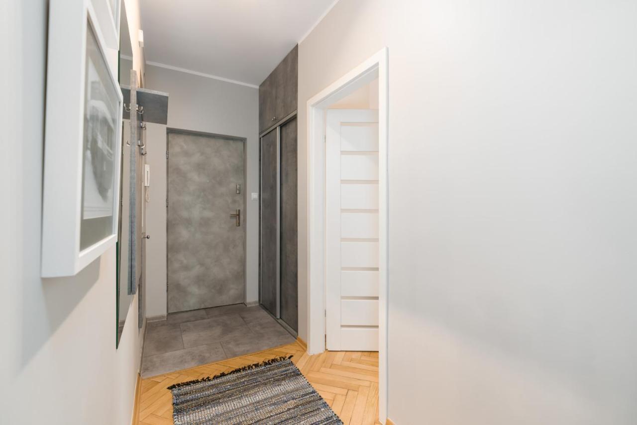 Kosinskiego Apartment Poznan By Noclegi Renters Exteriör bild