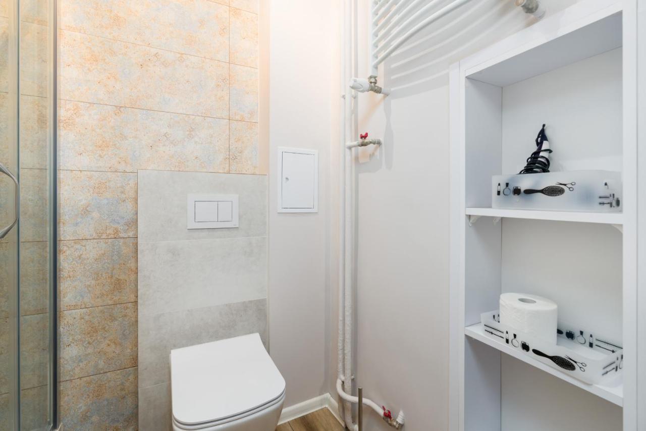 Kosinskiego Apartment Poznan By Noclegi Renters Exteriör bild